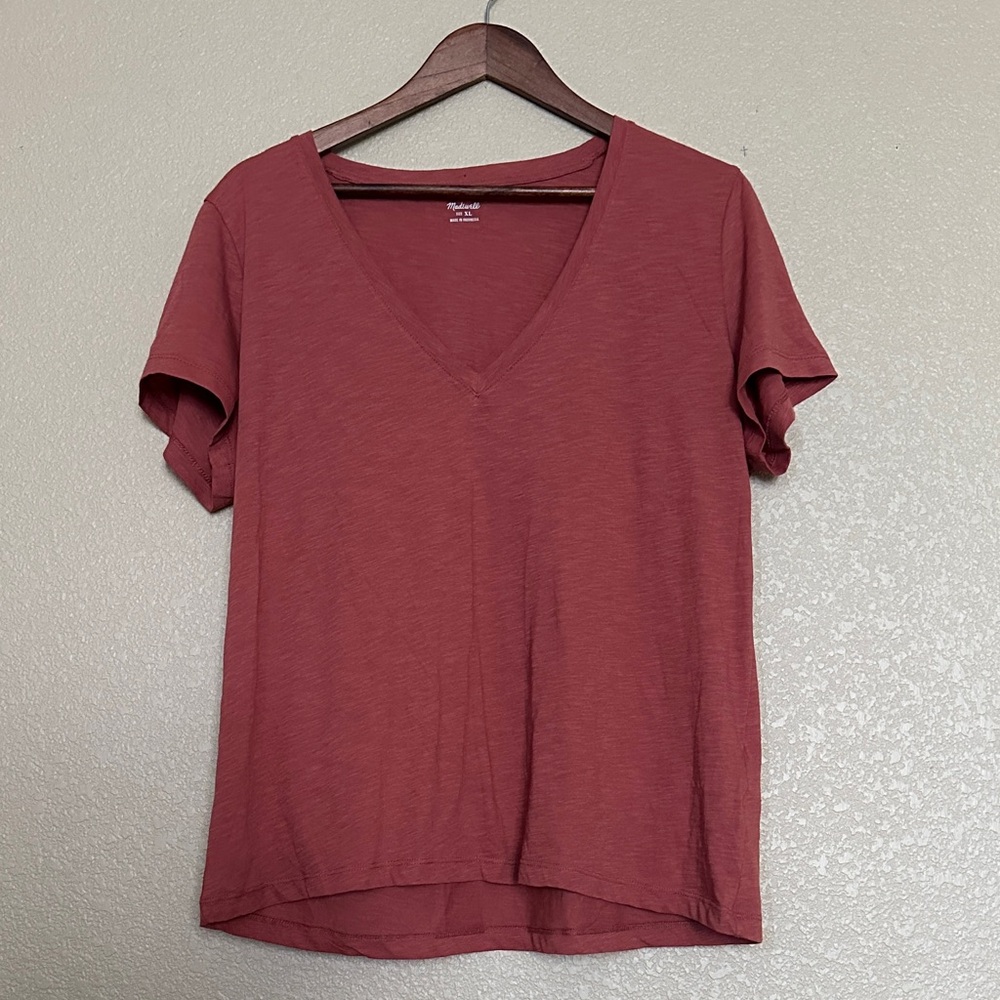 Madewell Short Sleeve V-Neck Tee in Rust